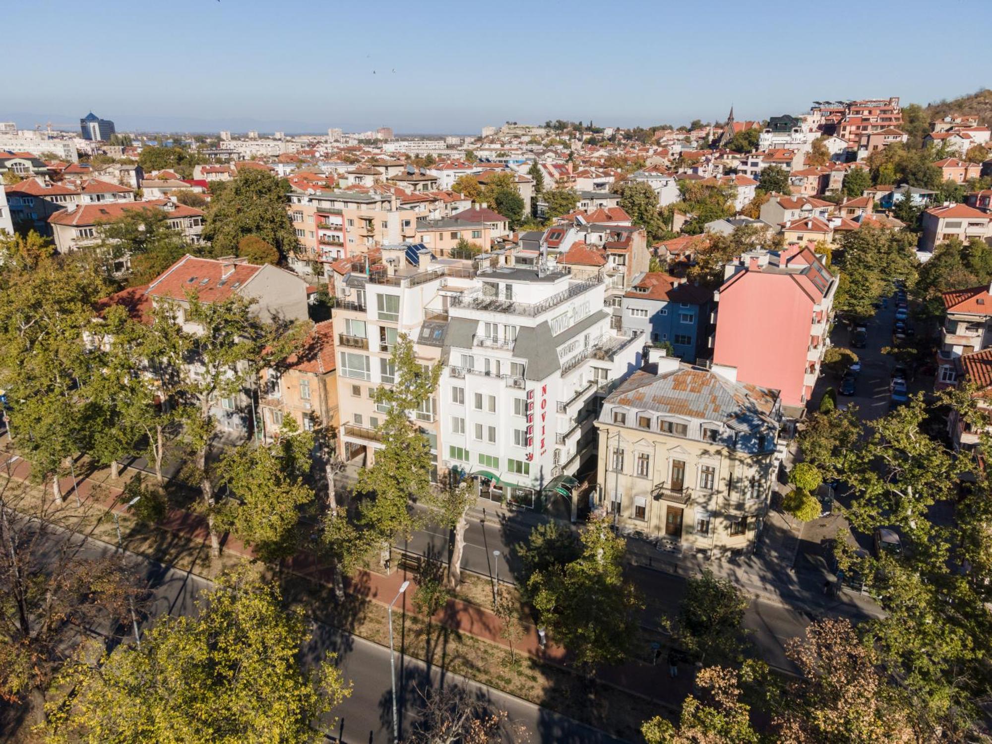 Noviz Hotel Plovdiv Esterno foto