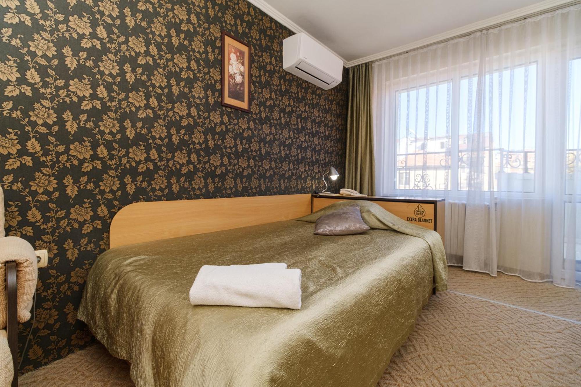 Noviz Hotel Plovdiv Esterno foto